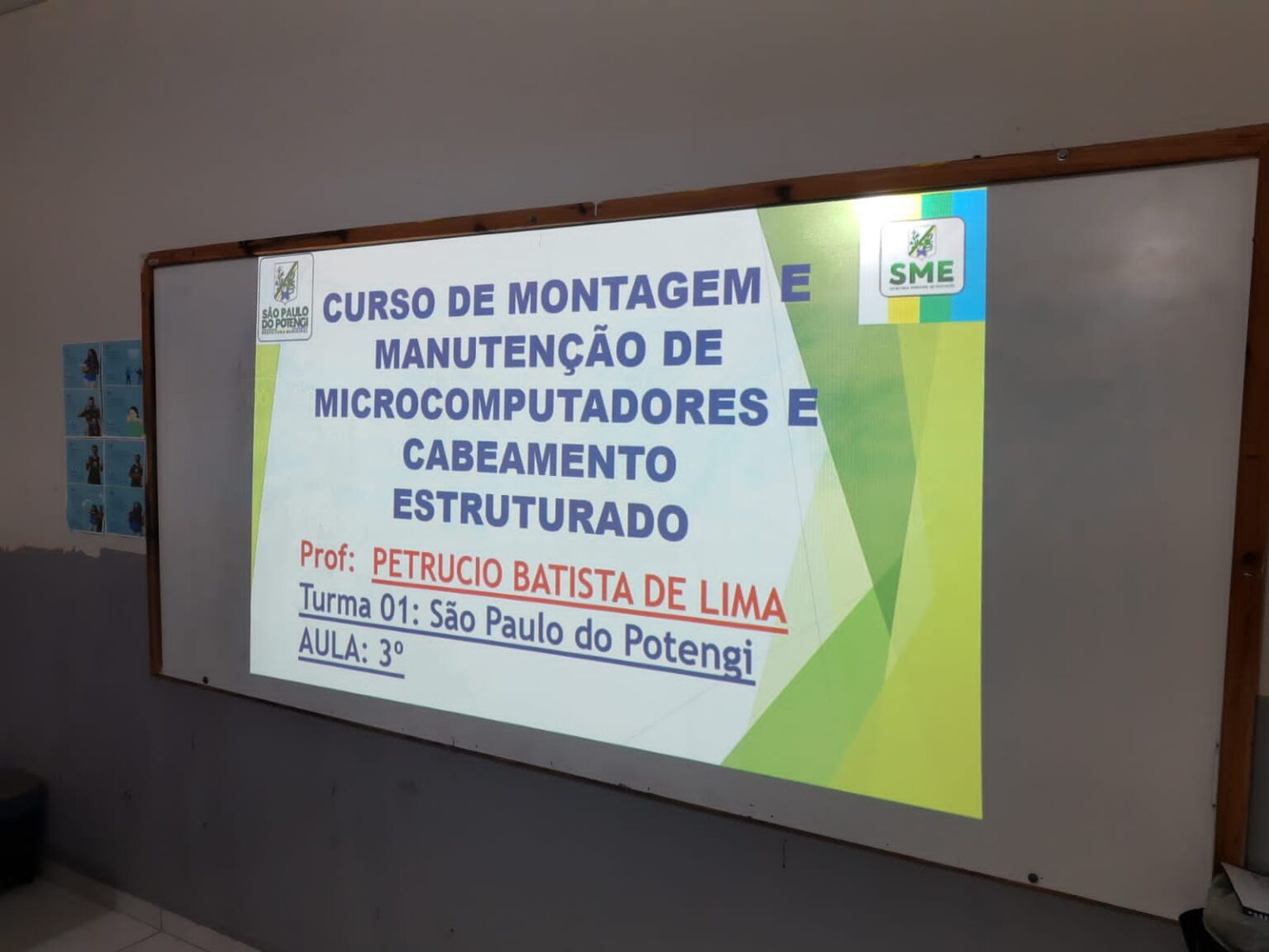 Curso de montagem e manutenção de computadores e cabeamento estruturado